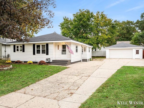 3824 Milan Avenue SW, Wyoming, MI 49509