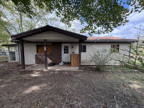 202 N Marr Street , Mountain View, MO 65548