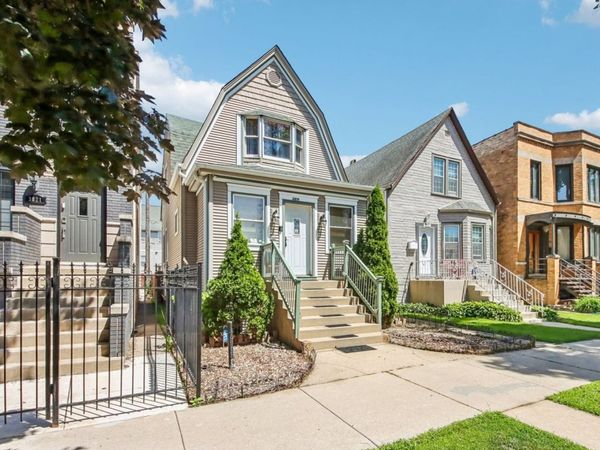 3819 N Kilpatrick Avenue , Chicago, IL 60641