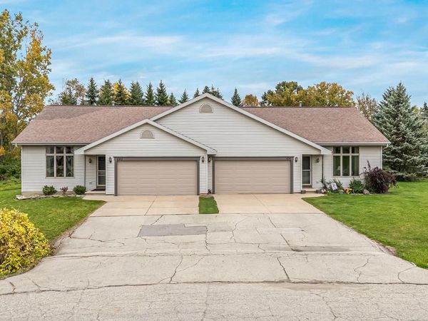 N436 KILSDONK COURT, Appleton, WI 54915