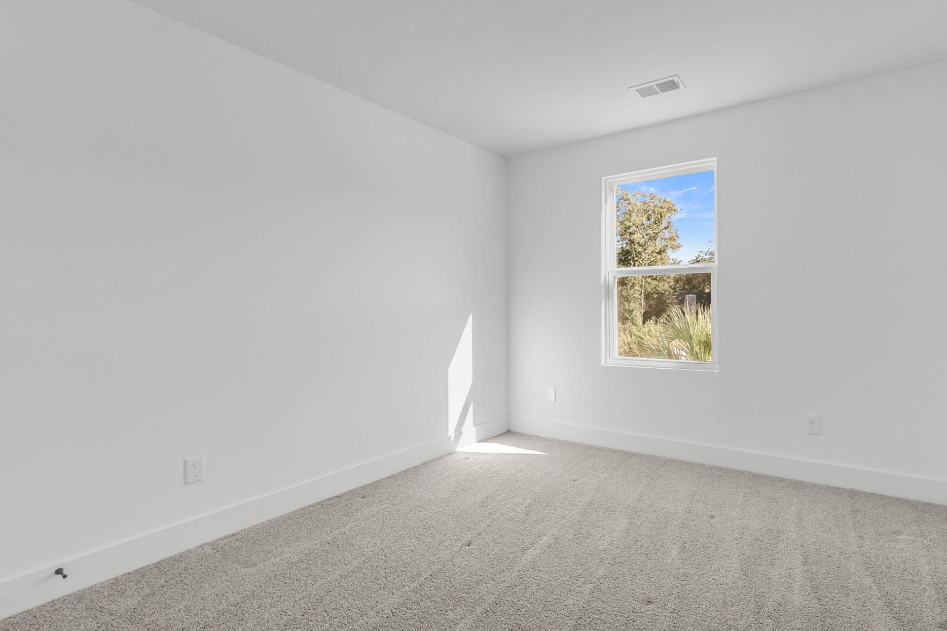 567 Gahagan Road Photo 28