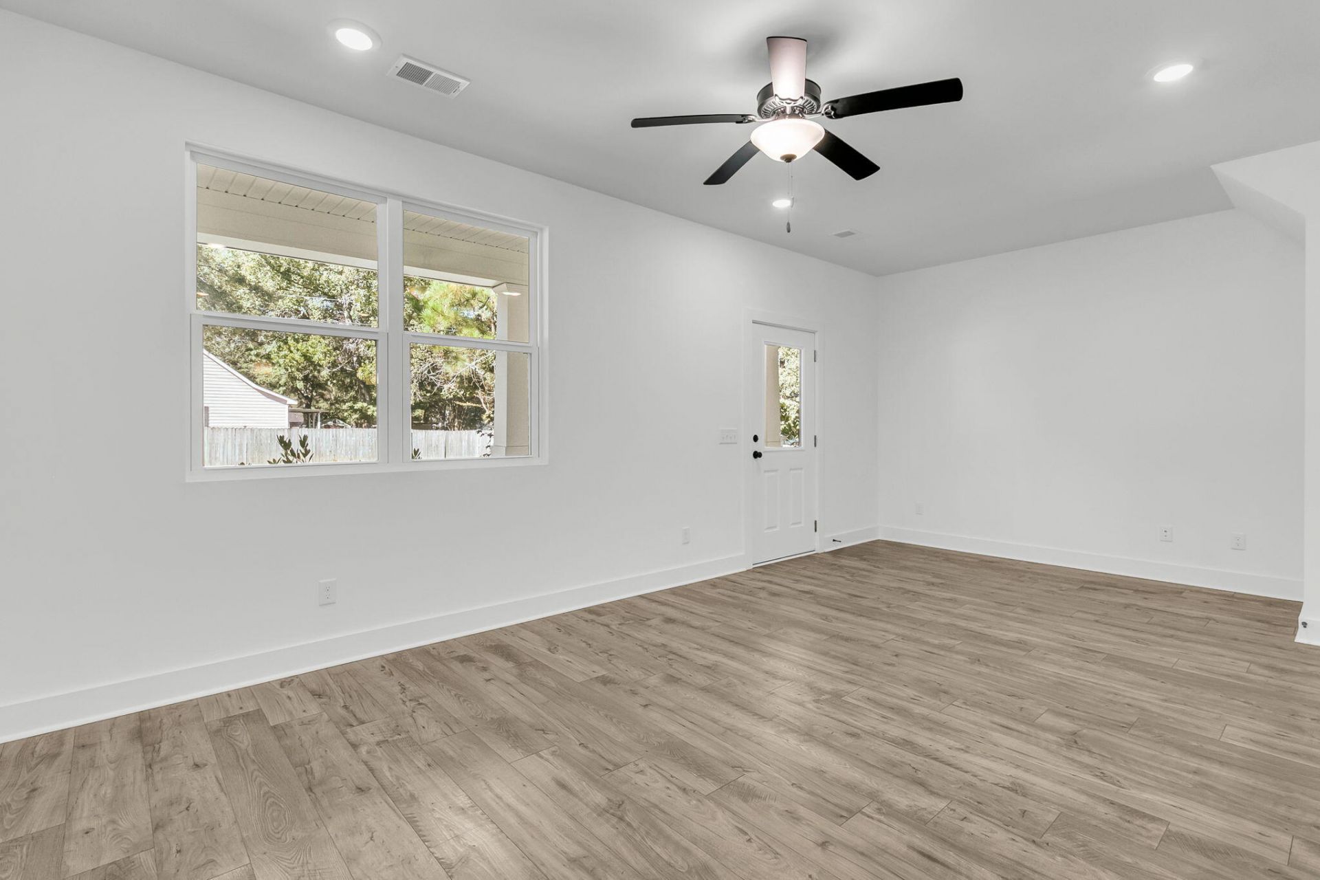 567 Gahagan Road Photo 9