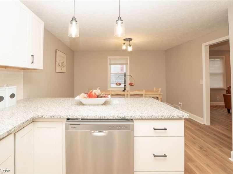 7641 Ravenna Avenue, Louisville, OH 44641 Photo 15