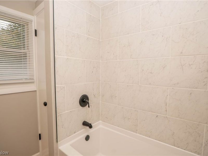 7641 Ravenna Avenue, Louisville, OH 44641 Photo 33