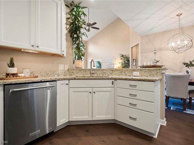 33249 Belladon Court, Avon Lake, OH 44012 Photo 16