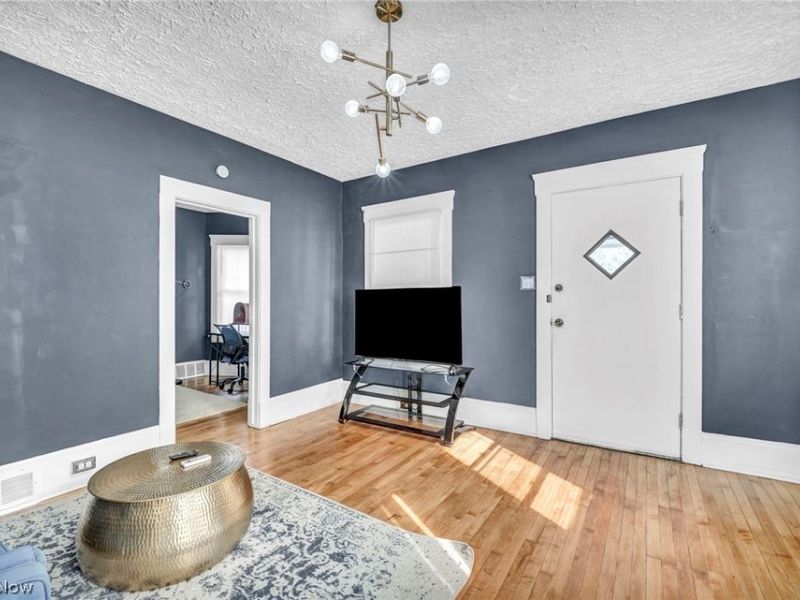 4024 E 26th Street, Newburgh Heights, OH 44105 Photo 21