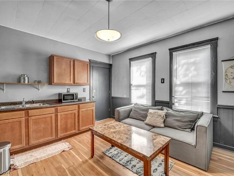 4024 E 26th Street, Newburgh Heights, OH 44105 Photo 28