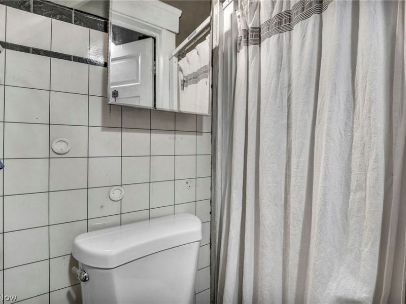 4024 E 26th Street, Newburgh Heights, OH 44105 Photo 34