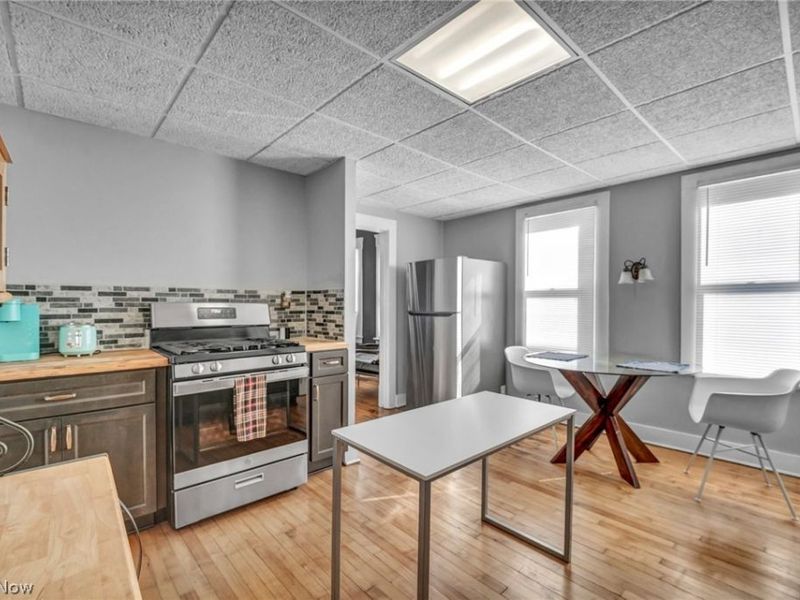 4024 E 26th Street, Newburgh Heights, OH 44105 Photo 5