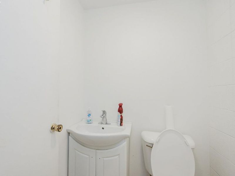 423 W Perkins Avenue, Sandusky, OH 44870 Photo 23