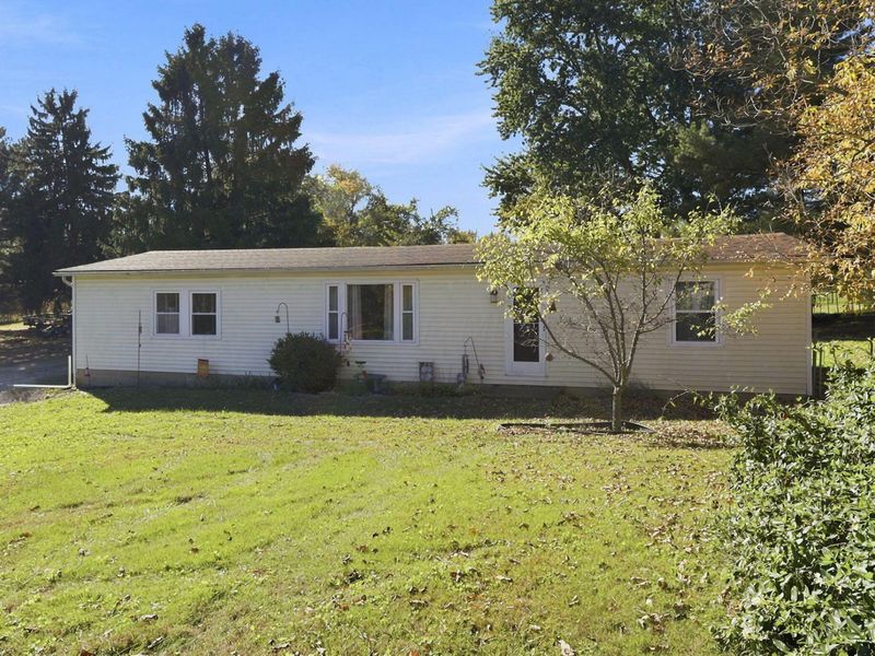 6875 Logan Thornville Road NE, Rushville, OH 43150 Photo 1