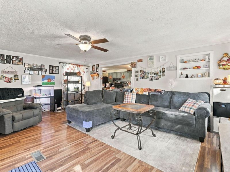 6875 Logan Thornville Road NE, Rushville, OH 43150 Photo 16