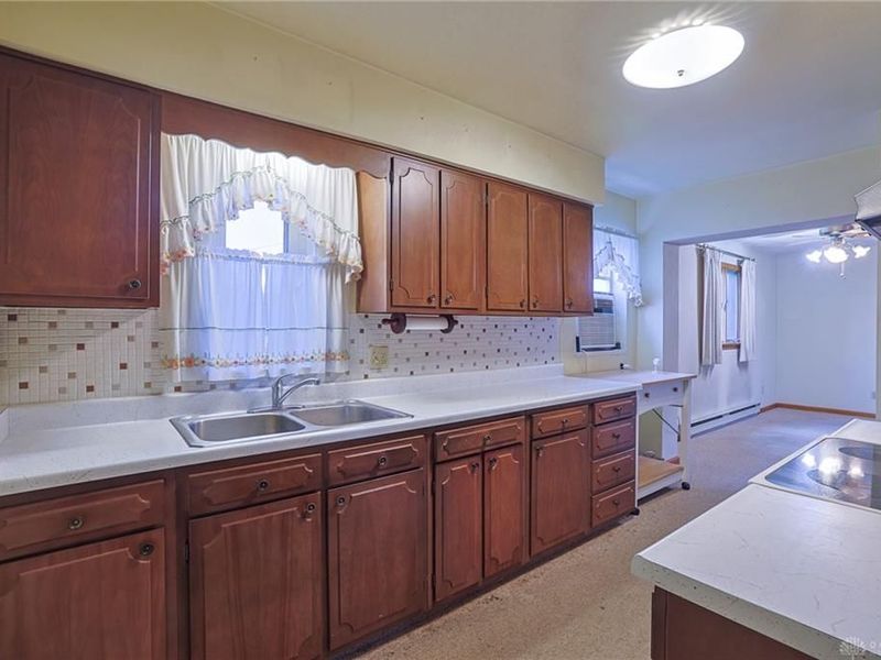 1912 S Sunny Ridge Road, Dayton, OH 45414 Photo 11