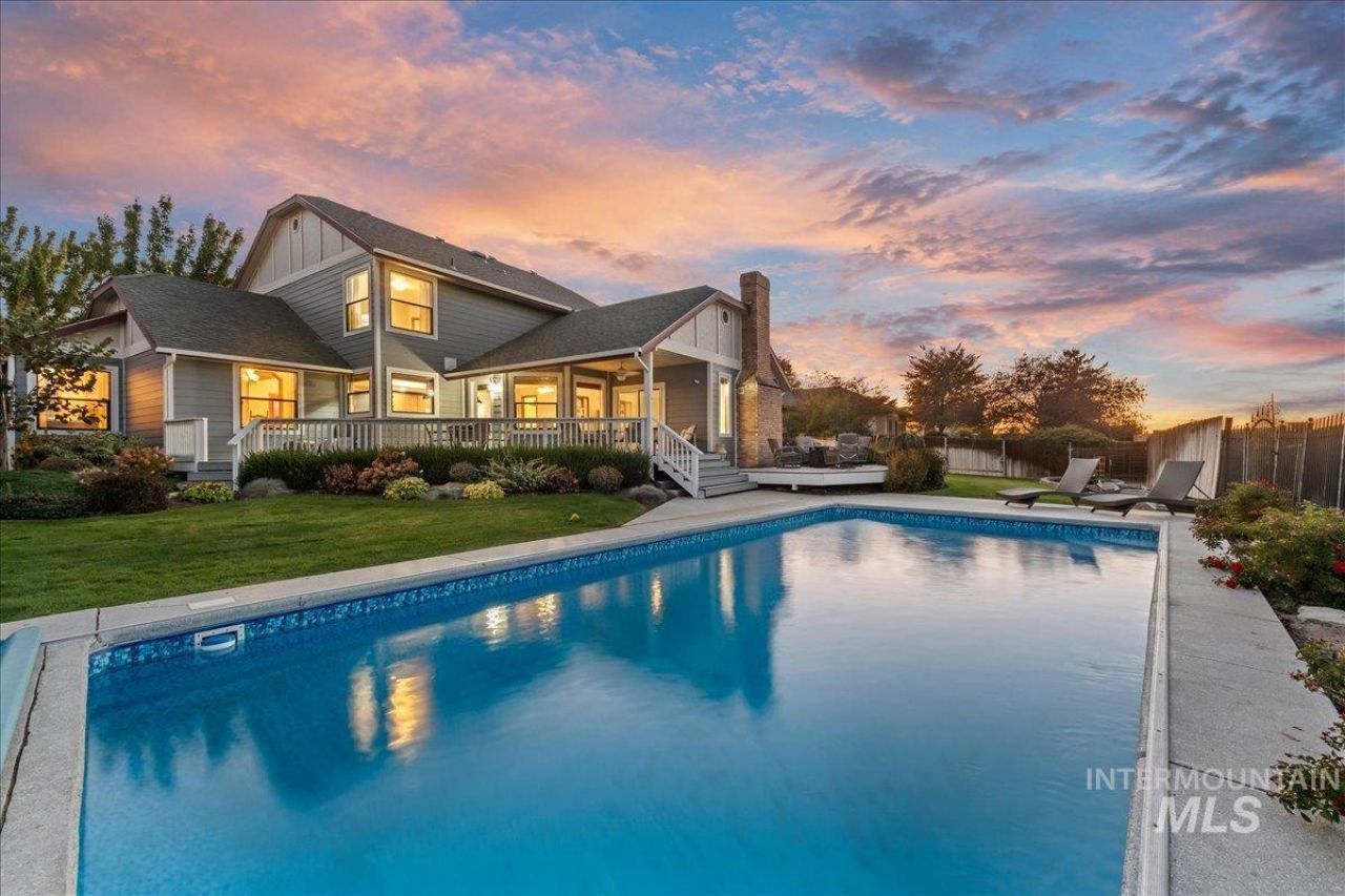 8780 W Clovis Dr, Boise, ID 83709 Main Photo