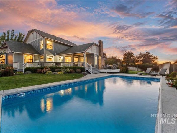 8780 W Clovis Dr, Boise, ID 83709