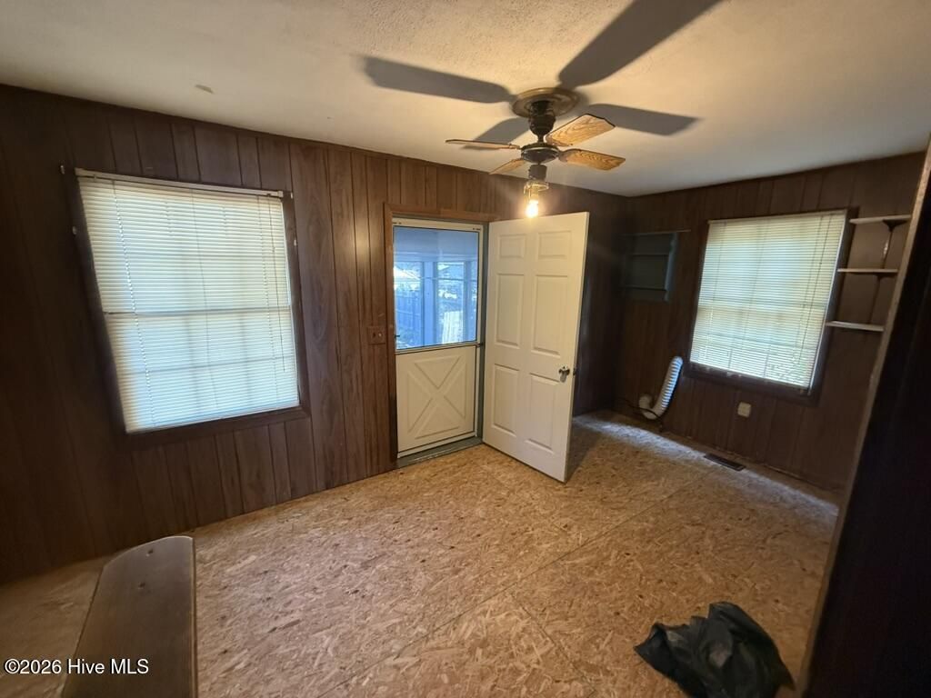 20 Robinson Street  Photo 16