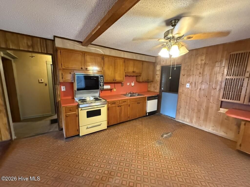 20 Robinson Street  Photo 5