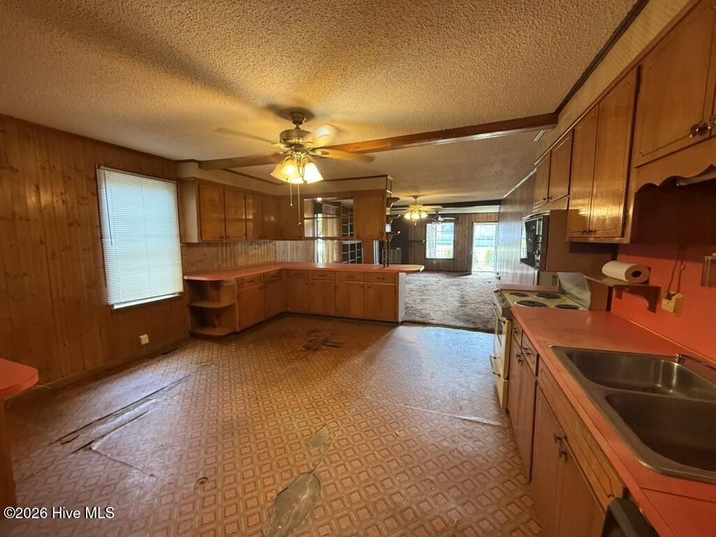 20 Robinson Street  Photo 8