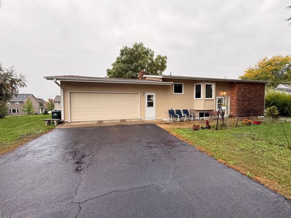 8534 195th Street W, Lakeville, MN 55044