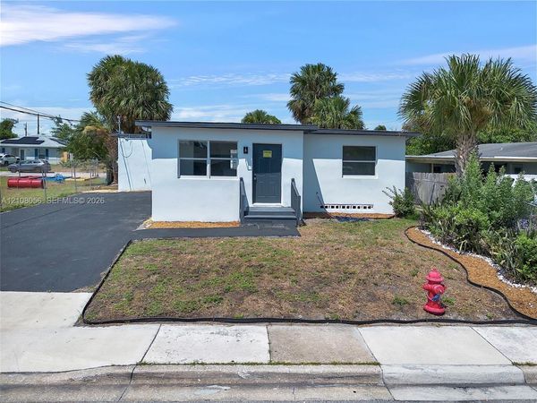 1444 W 28th St , Riviera Beach, FL 33404