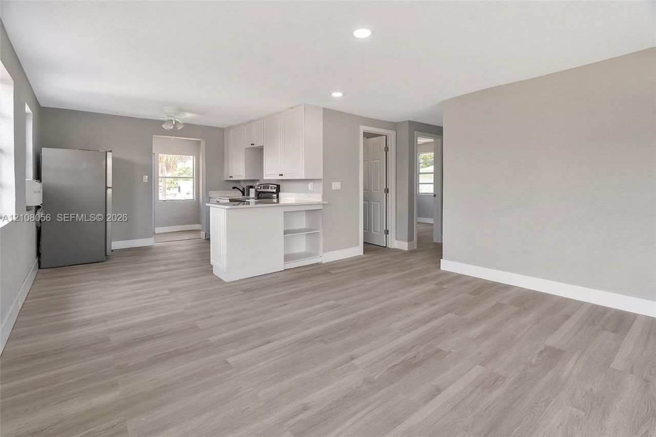 1444 W 28th St , Riviera Beach, FL 33404 Photo