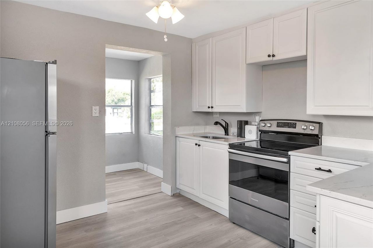 1444 W 28th St , Riviera Beach, FL 33404 Photo