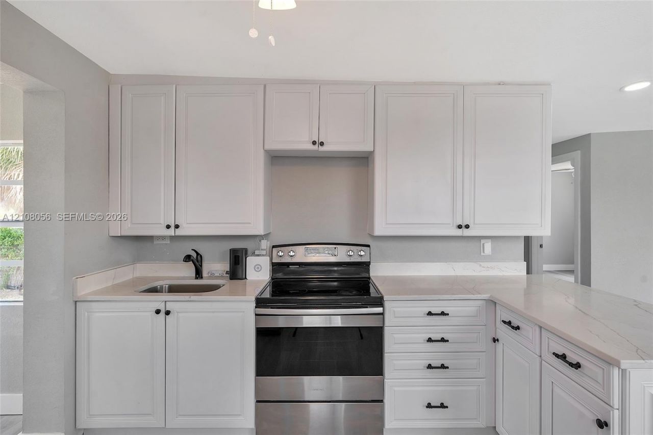 1444 W 28th St , Riviera Beach, FL 33404 Photo