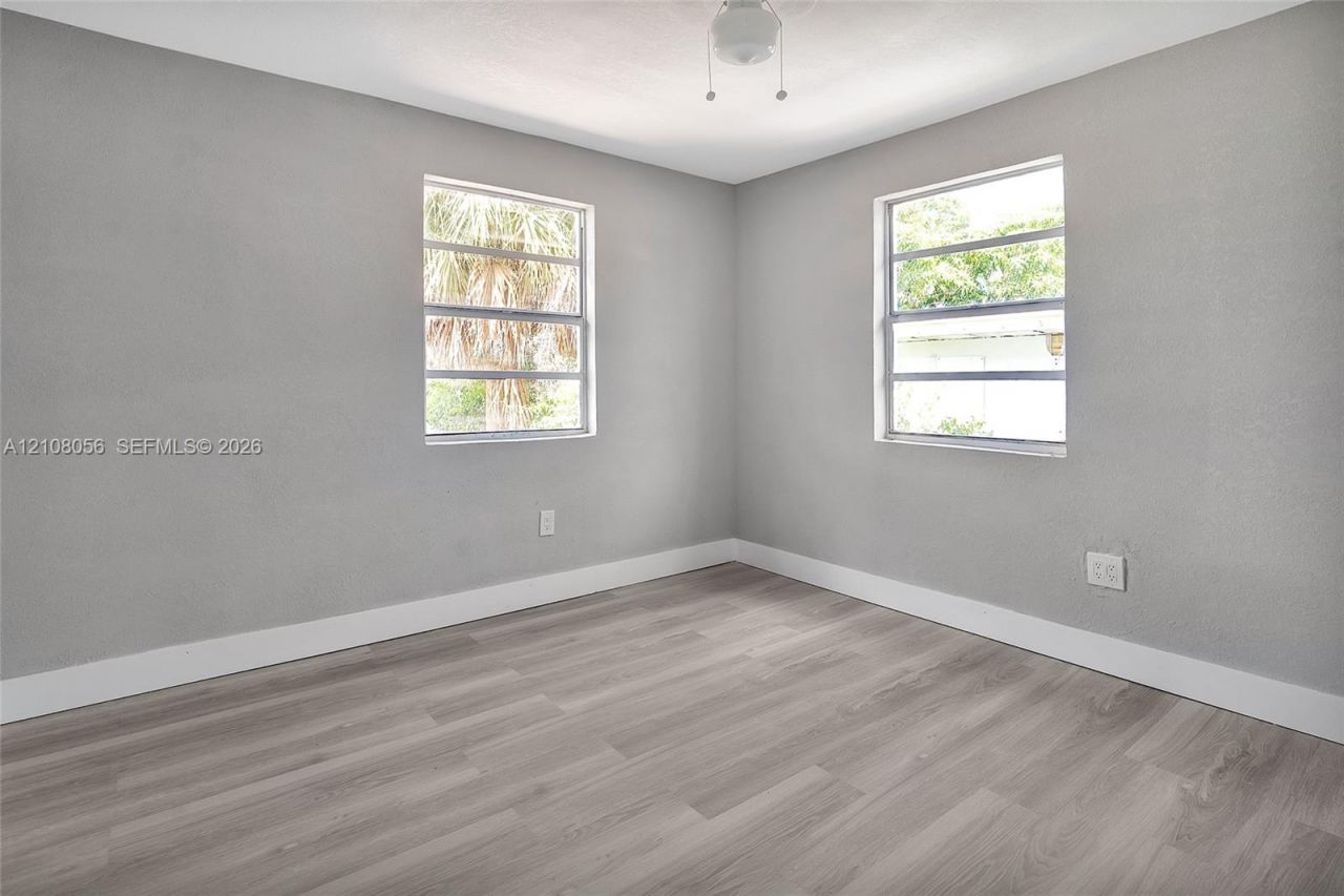 1444 W 28th St , Riviera Beach, FL 33404 Photo