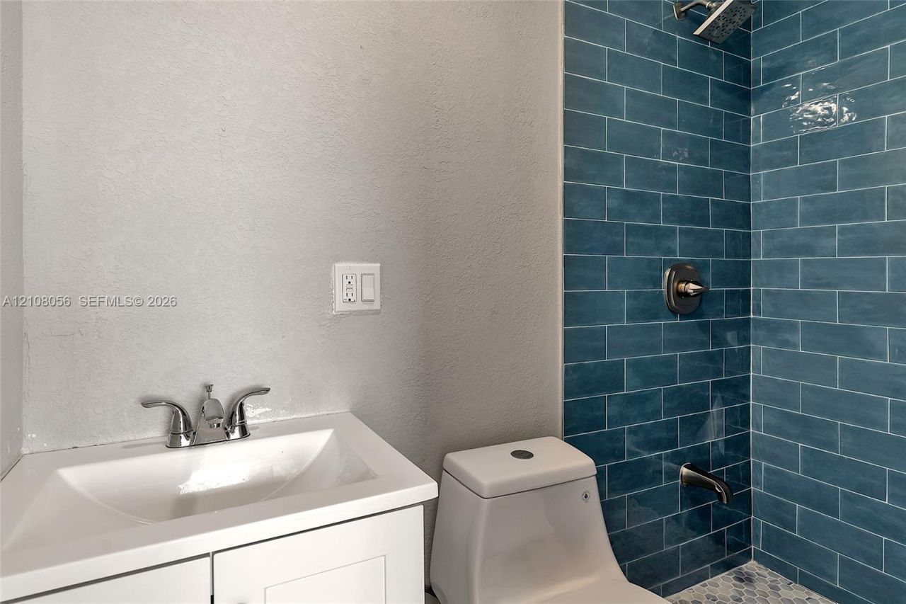 1444 W 28th St , Riviera Beach, FL 33404 Photo