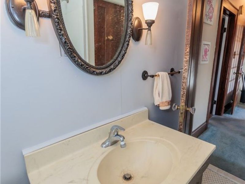 1921 Maynard Avenue, Cleveland, OH 44109 Photo 29