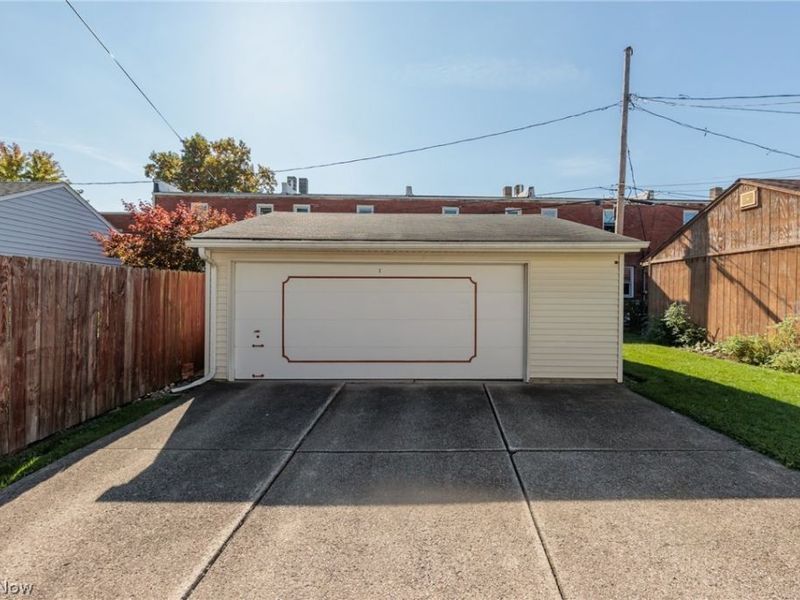 1921 Maynard Avenue, Cleveland, OH 44109 Photo 47