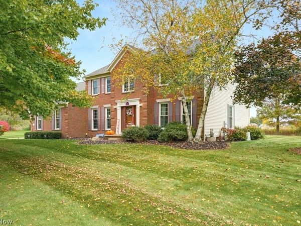 9020 Humberside Avenue NW, North Canton, OH 44720