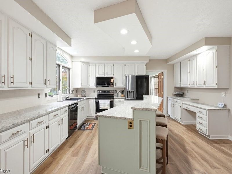 9020 Humberside Avenue NW, North Canton, OH 44720 Photo 5