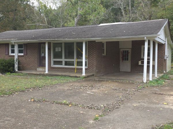 215 Mockingbird Lane , Camden, TN 38320