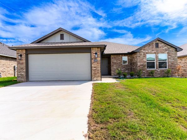 10907 S 271st East Avenue , Broken Arrow, OK 74014