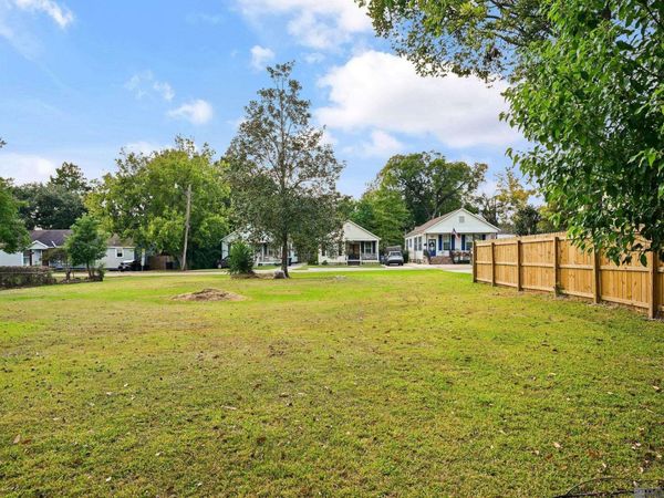 749 Rapides St, Baton Rouge, LA 70806