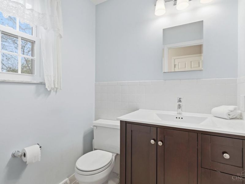 852 Yorktown Drive, Union Township, OH 45245 Photo 22