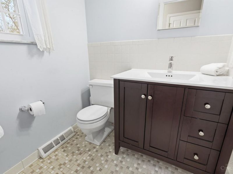 852 Yorktown Drive, Union Township, OH 45245 Photo 23