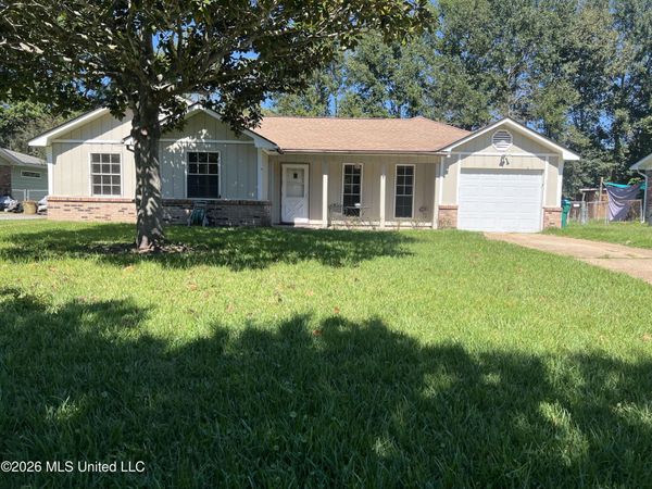 4115 Yosemite Drive, Ocean Springs, MS 39564