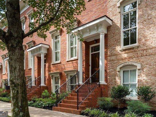 206 Montag Circle NE, Atlanta, GA 30307