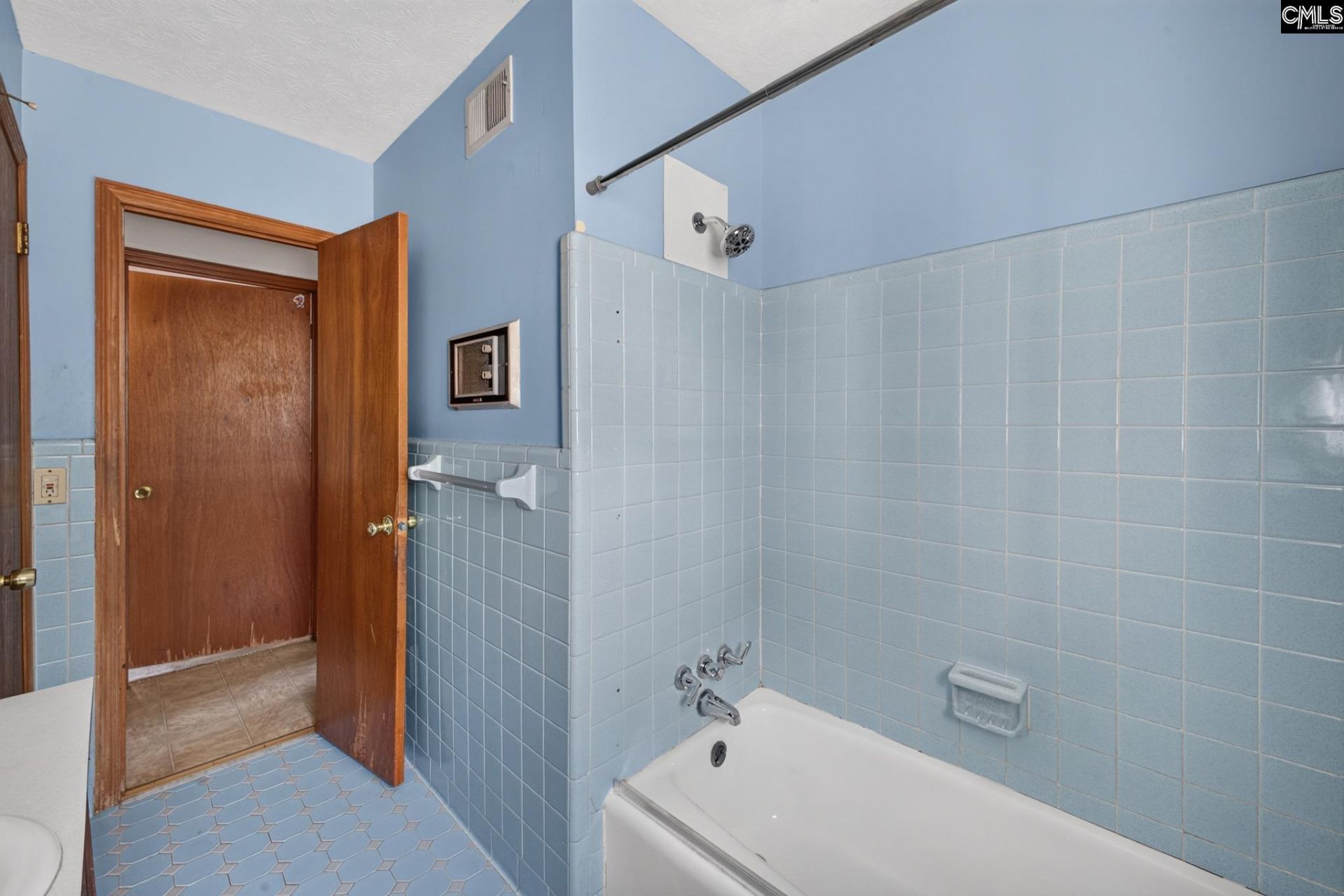 142 Spring Road  Photo 11