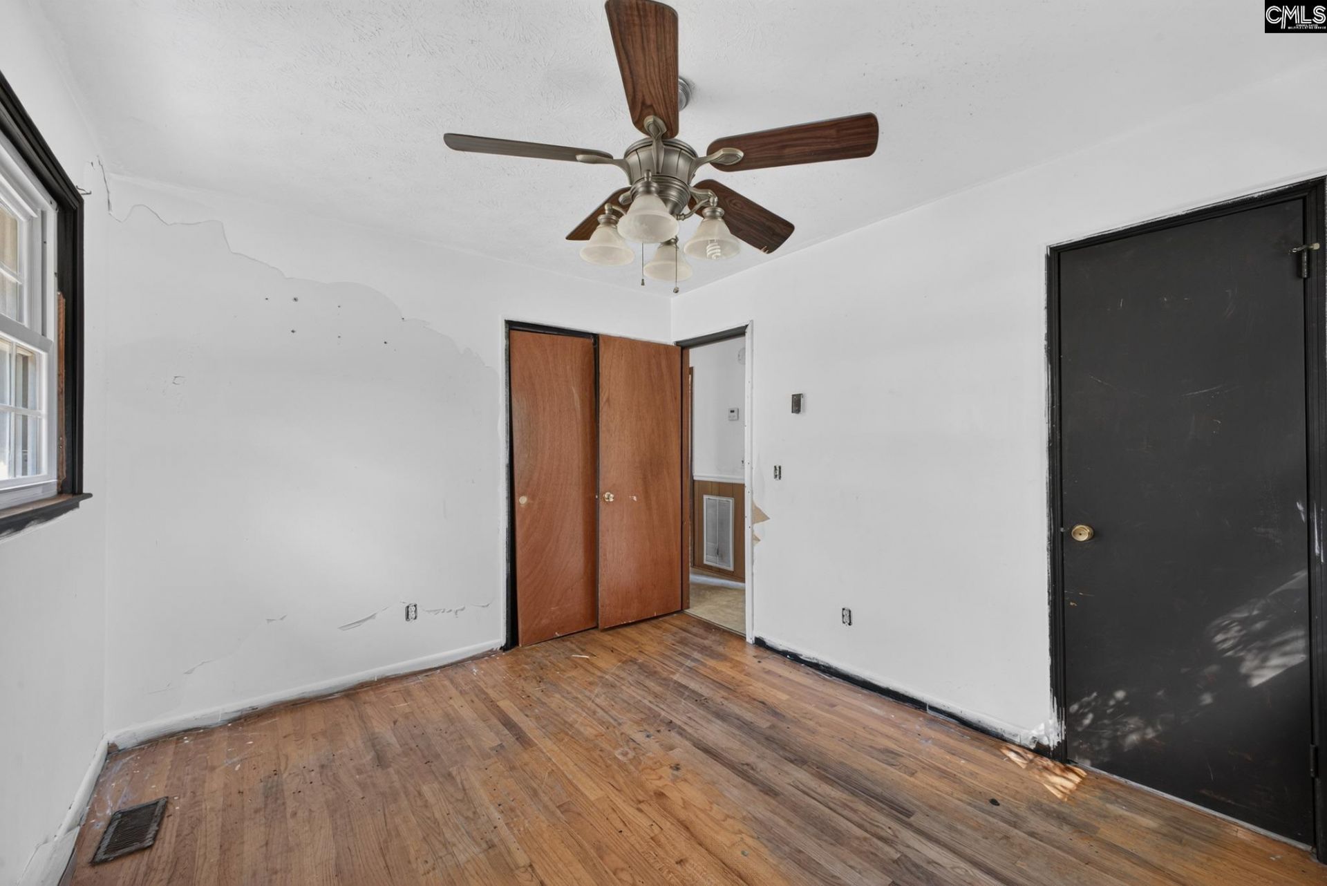 142 Spring Road  Photo 17