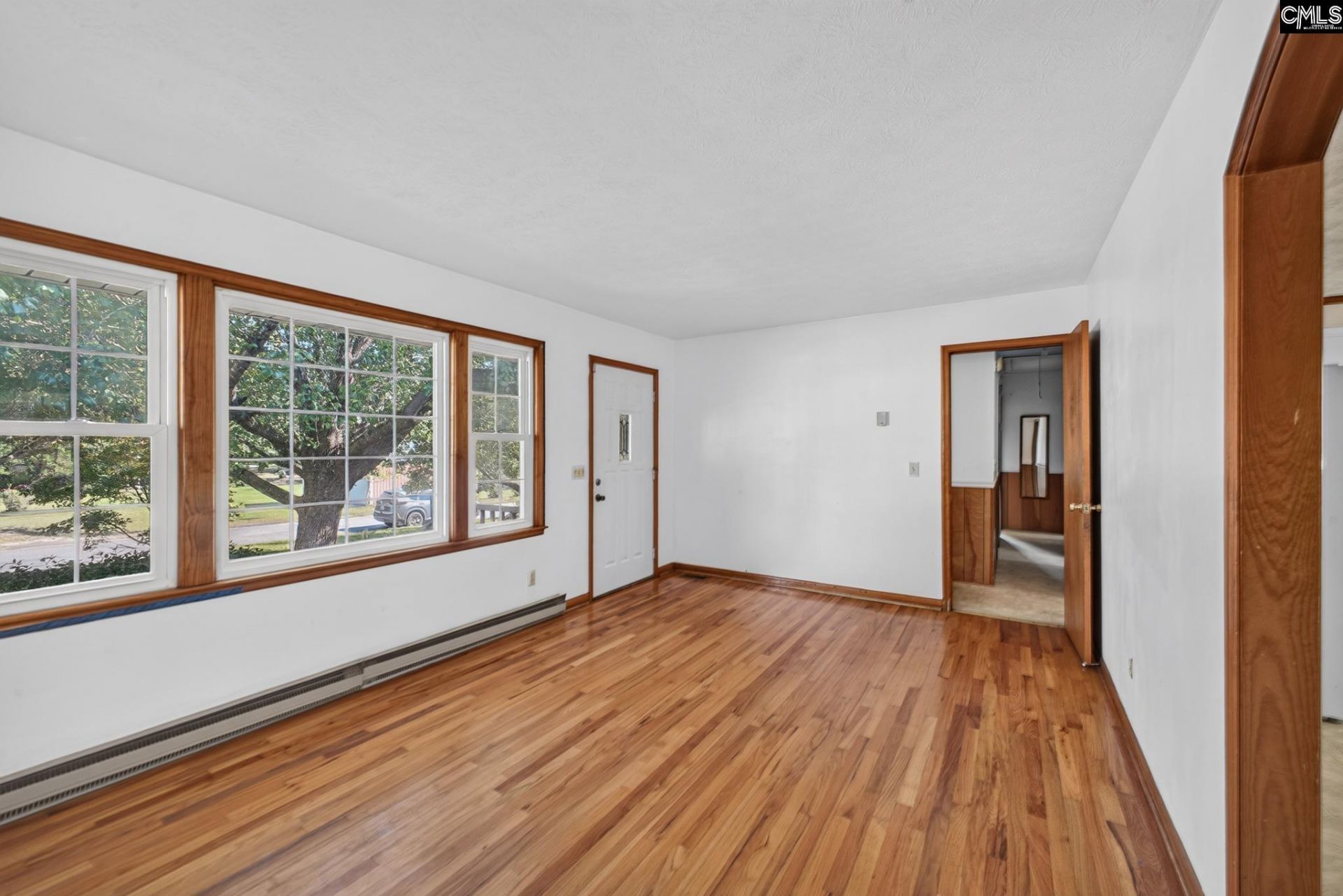 142 Spring Road  Photo 4