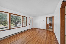 142 Spring Road  photo 4