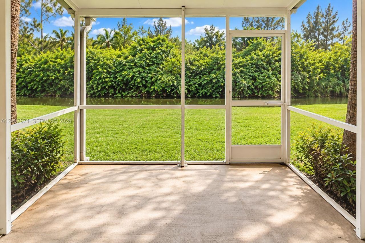 4921 SW 66th Ter, Unit 4921, Davie, FL 33314 Photo