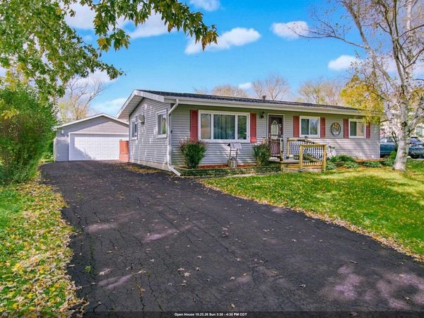 531 MCKINLEY AVENUE, Omro, WI 54963
