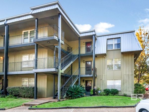 223 Riverbend Drive, Mobile, AL 36605
