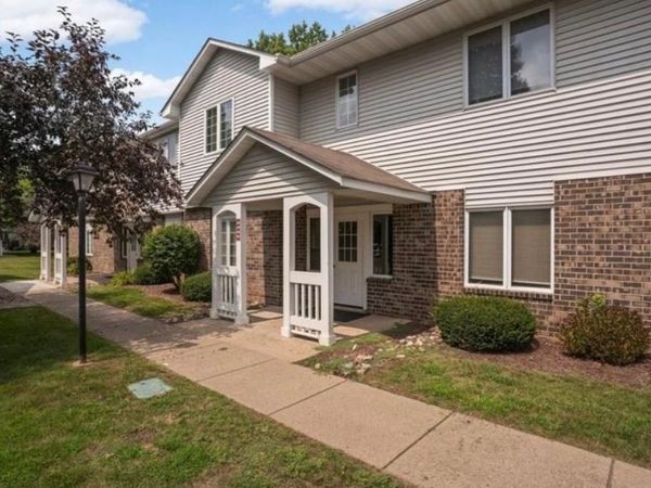 3575 Blue Jay Way , Unit 202, Eagan, MN 55123