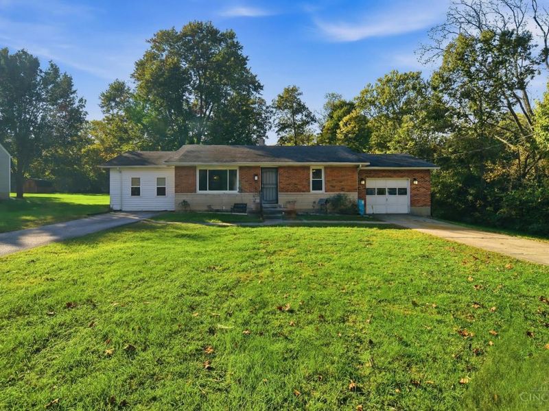 4285 Zeller Drive, Union Township, OH 45244 Photo 1