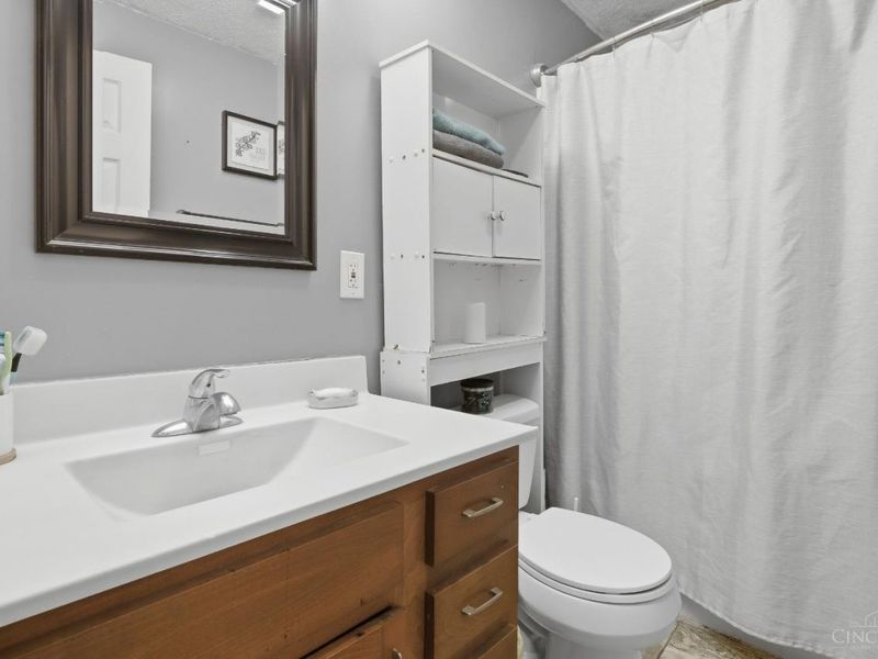 4285 Zeller Drive, Union Township, OH 45244 Photo 9